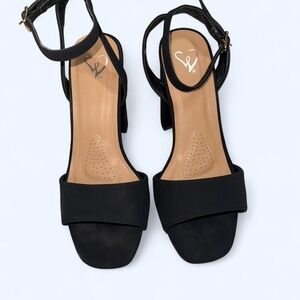 Black JANE style block high heels